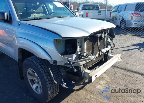 2009 Toyota Tacoma Prerunner from USA, damaged, VIN 5TENX62N89Z654609